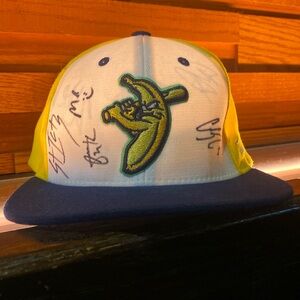 savannah banana baseball cap. Signed By players